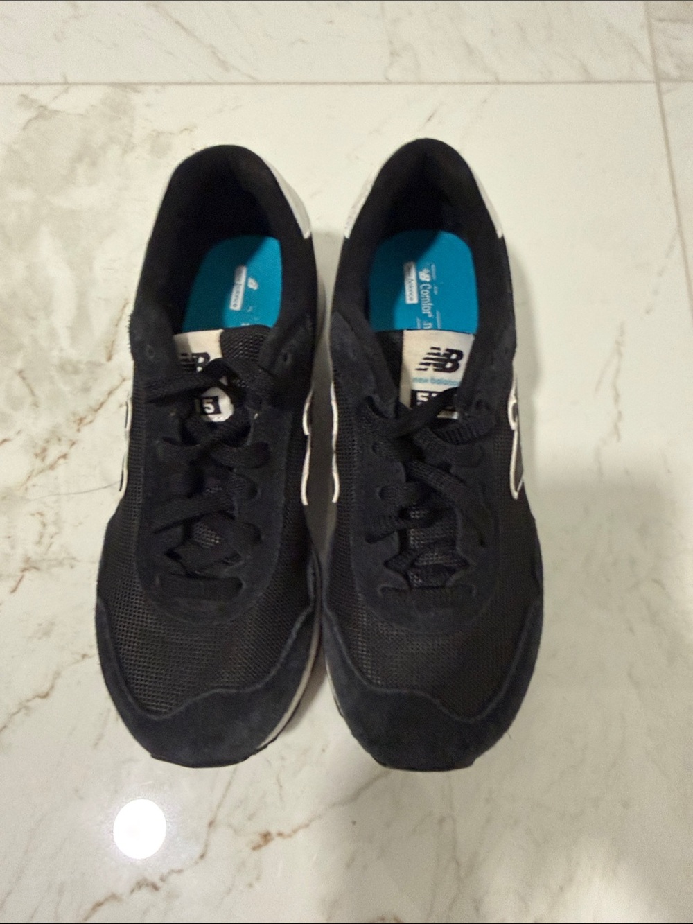 New Balance Men's Black and White Low-Top Sneakers - Picture 4 of 4